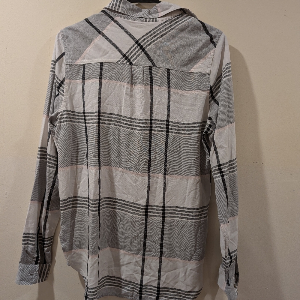 Vintage Threads NWT plaid long sleeve button down